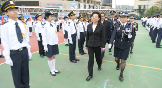 仇鴻主禮香港升旗隊(duì)總會(huì)15周年檢閱禮