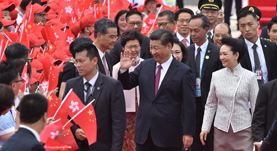習(xí)近平抵達(dá)香港出席慶祝大會(huì)并視察香港
