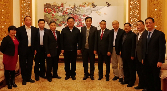 何靖會(huì)見廣東河源市委書記丁紅都一行