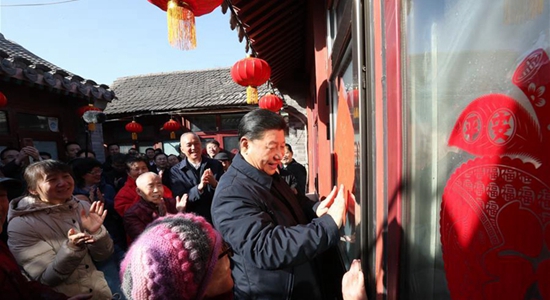 習(xí)近平春節(jié)前夕在北京看望慰問(wèn)基層干部群眾