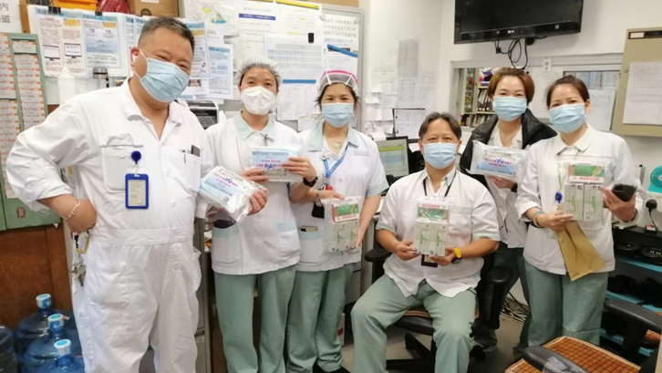 豈曰無衣 與子同袍——香港各界支援一線、關(guān)愛醫(yī)護行動綜述